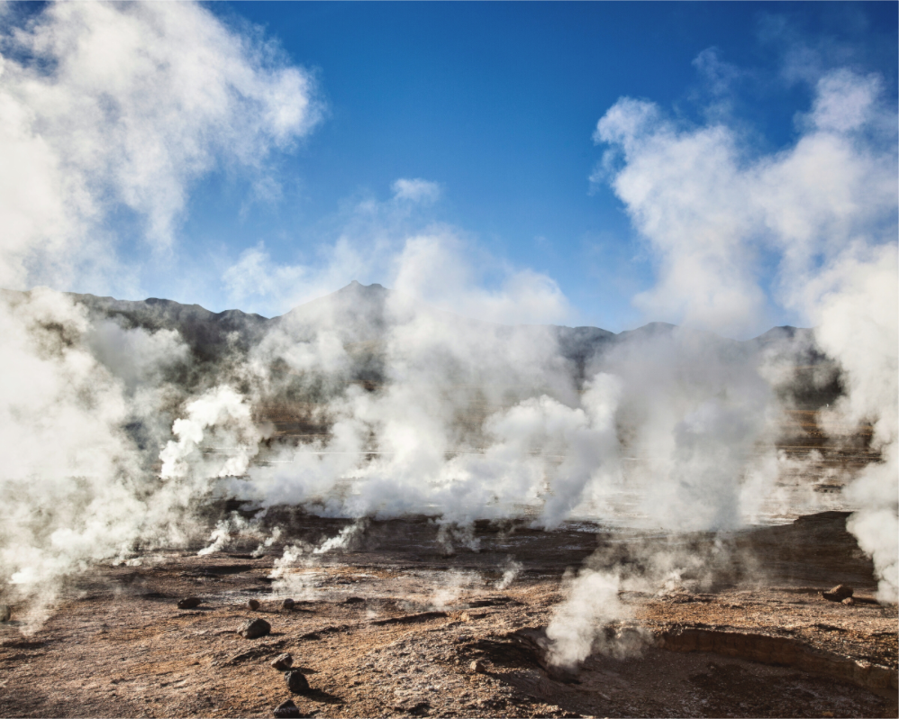 Main image Geyser field, Andes